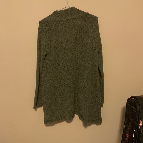 Green cardigan - Picture 2 of 3